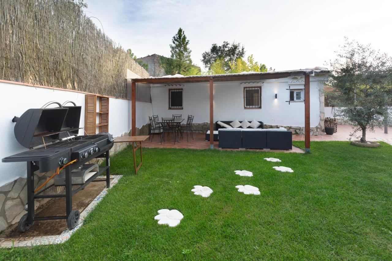 Detached Villa For 6 People In Lloret De Mar With Comunal Outdoor Swimming Pool Puigventos Zewnętrze zdjęcie