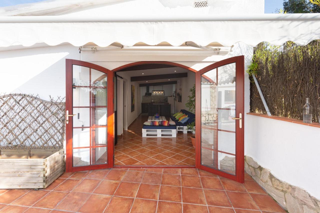 Detached Villa For 6 People In Lloret De Mar With Comunal Outdoor Swimming Pool Puigventos Zewnętrze zdjęcie