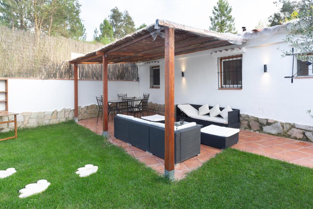 Detached Villa For 6 People In Lloret De Mar With Comunal Outdoor Swimming Pool Puigventos Zewnętrze zdjęcie