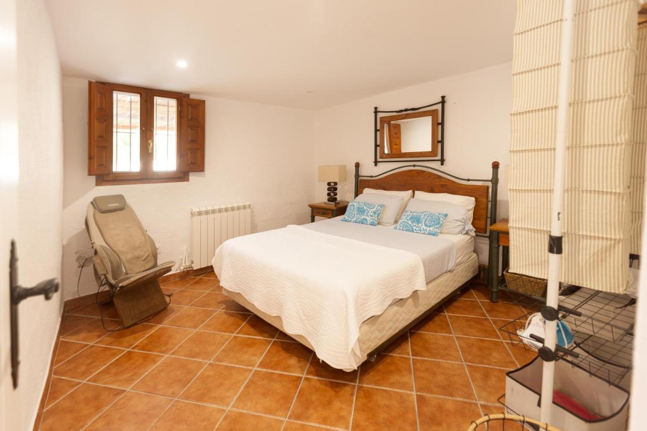 Detached Villa For 6 People In Lloret De Mar With Comunal Outdoor Swimming Pool Puigventos Zewnętrze zdjęcie