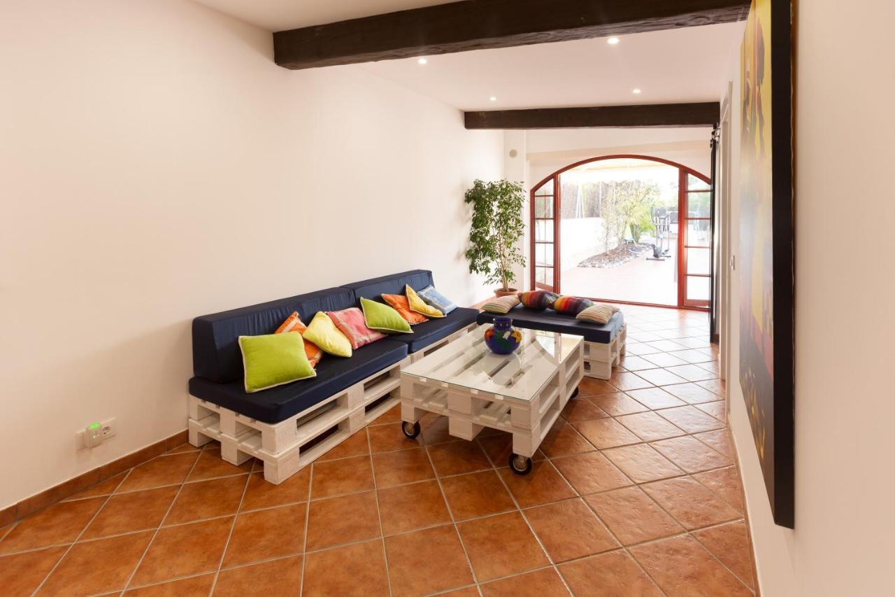 Detached Villa For 6 People In Lloret De Mar With Comunal Outdoor Swimming Pool Puigventos Zewnętrze zdjęcie