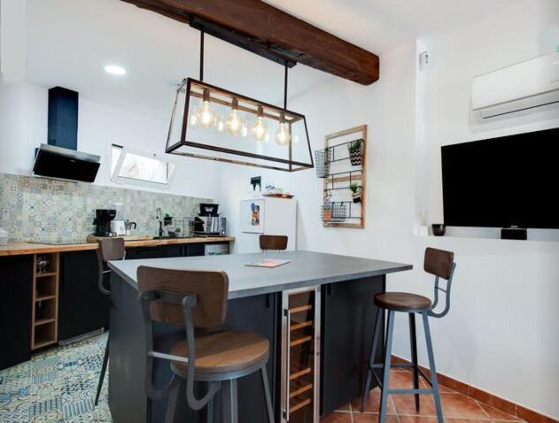 Detached Villa For 6 People In Lloret De Mar With Comunal Outdoor Swimming Pool Puigventos Zewnętrze zdjęcie