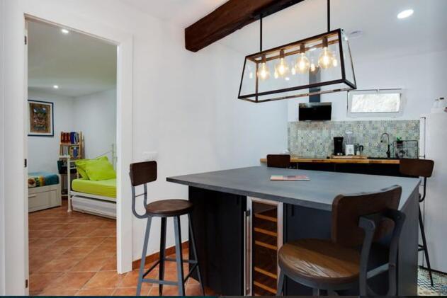 Detached Villa For 6 People In Lloret De Mar With Comunal Outdoor Swimming Pool Puigventos Zewnętrze zdjęcie